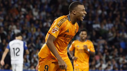 记者：内马尔将在本周初与利雅得新月会面完成解约.